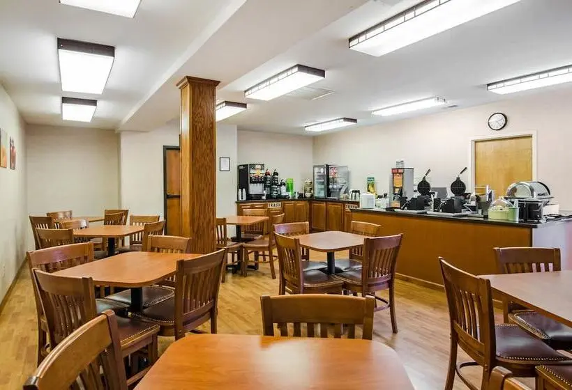 Hotelli Quality Inn Summersville - New River Area