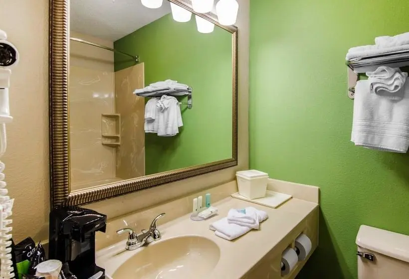 Hotelli Quality Inn Summersville - New River Area