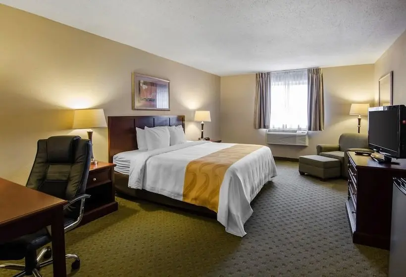 Hotelli Quality Inn Summersville - New River Area
