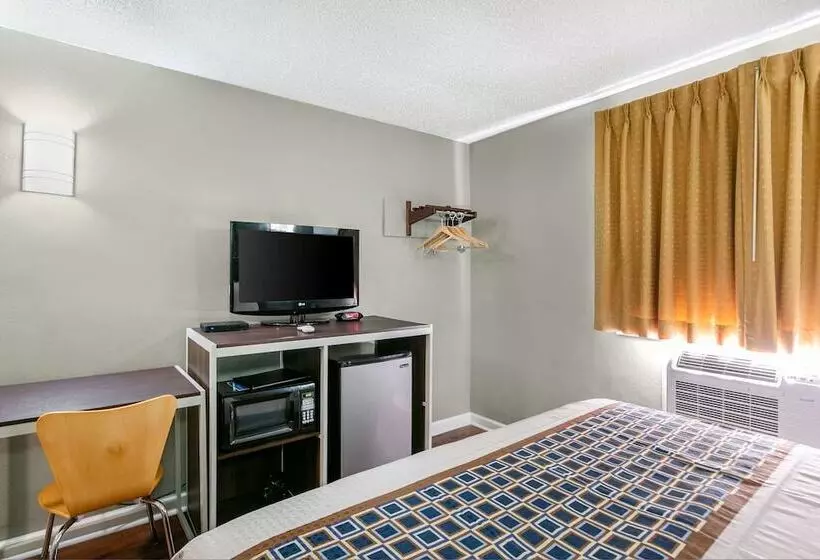 호텔 Knights Inn Bristol