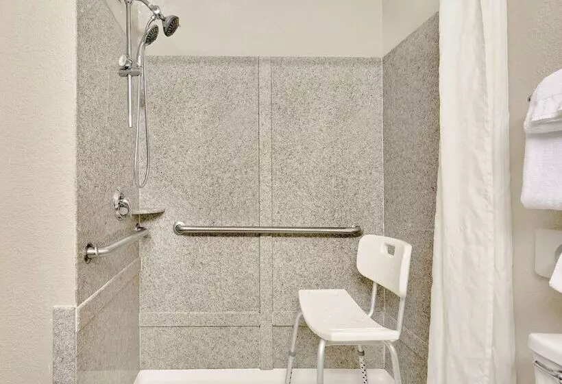 Отель Super 8 By Wyndham Hillsville