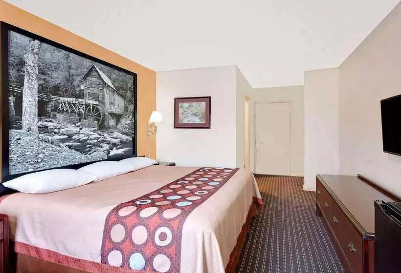 Отель Super 8 By Wyndham Hillsville