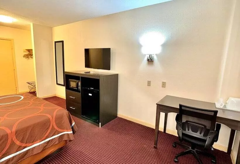 Отель Super 8 By Wyndham Hillsville