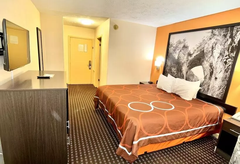 Отель Super 8 By Wyndham Hillsville