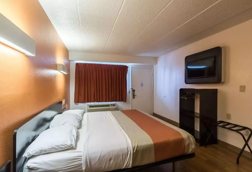 Motel 6crawfordsville, In