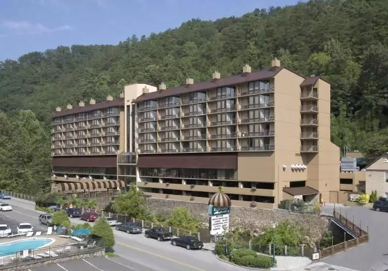 Edgewater Hotel And Conference Center