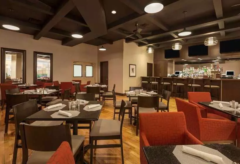 Embassy Suites Hotel Baton Rouge