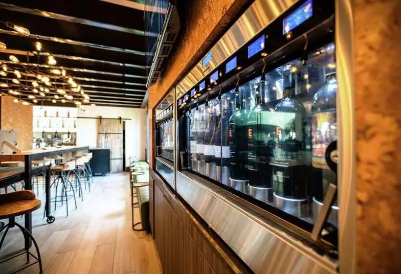 Hilton Santa Barbara Beachfront Resort