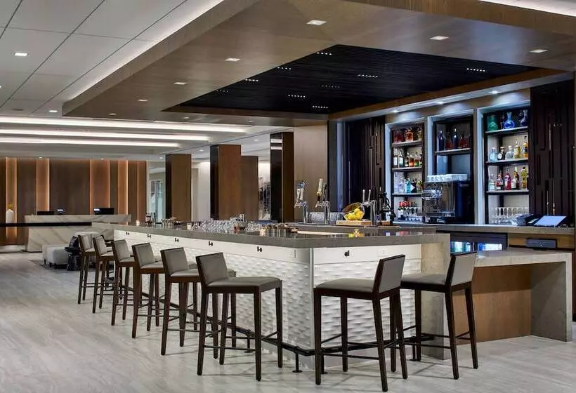 Ac Hotel By Marriott Orlando Lake Buena Vista