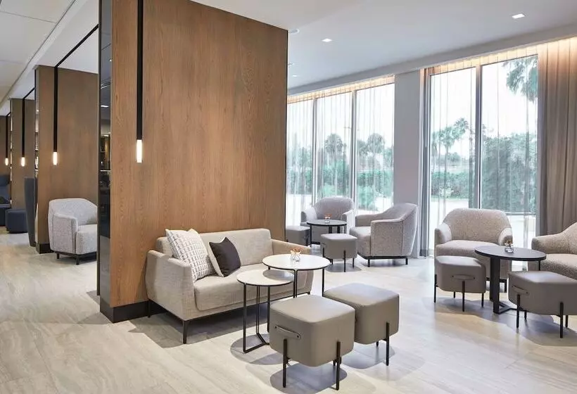 Ac Hotel By Marriott Orlando Lake Buena Vista