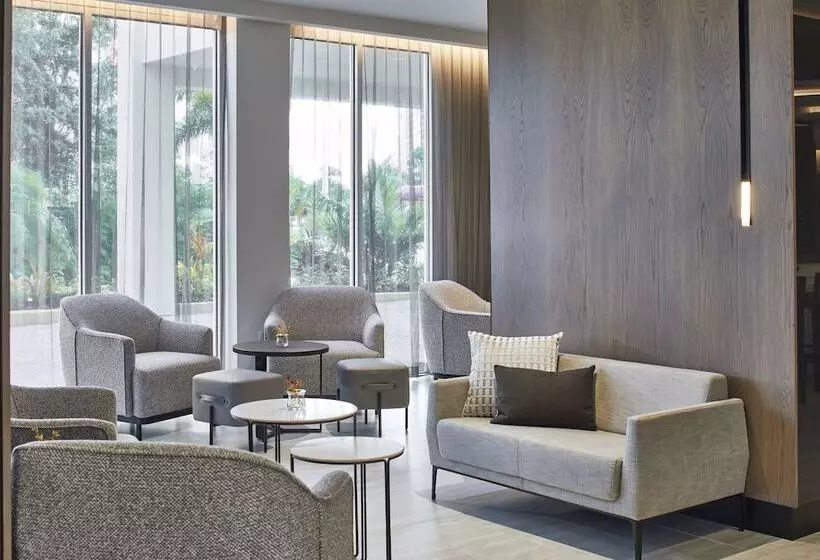 Ac Hotel By Marriott Orlando Lake Buena Vista