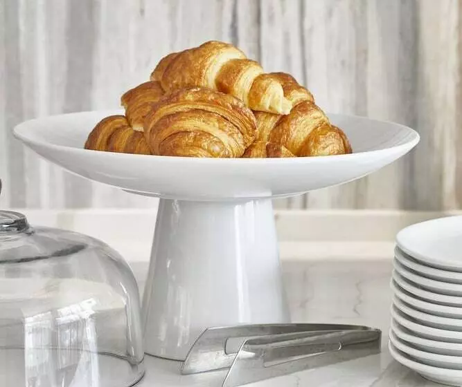 Ac Hotel By Marriott Orlando Lake Buena Vista