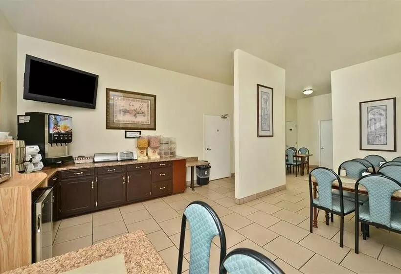 Отель Americas Best Value Inn - Oxford Anniston