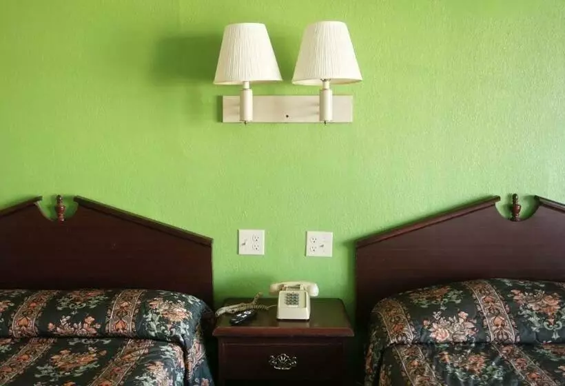 Отель Baton Rouge West Inn