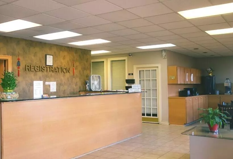 Отель Baton Rouge West Inn