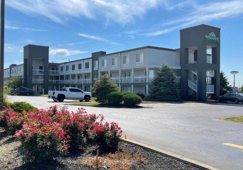 هتل Baymont By Wyndham Dayton North