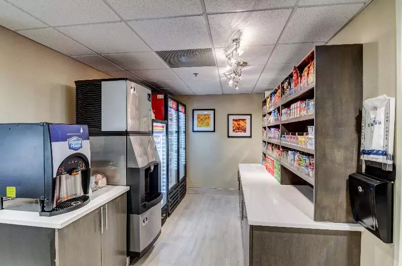 호텔 Candlewood Suites Richmond West Broad, An Ihg