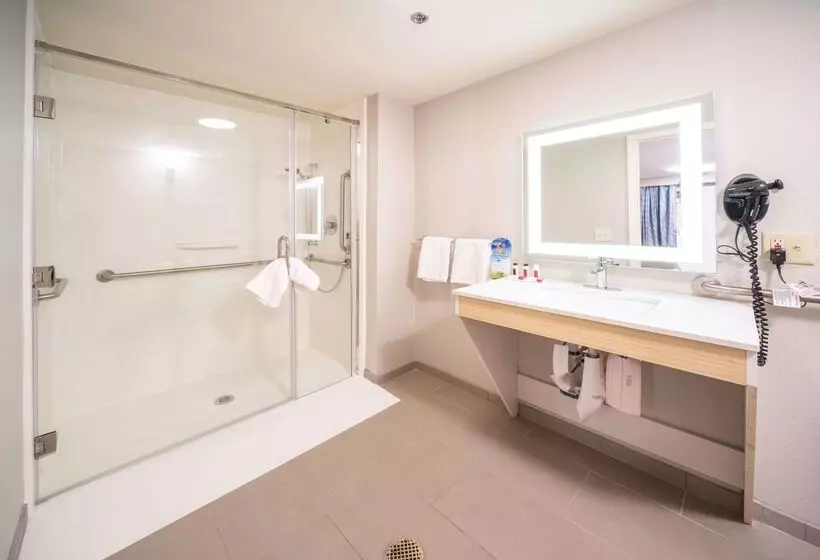 ホテル Days Inn By Wyndham Atlanta Stone Mountain