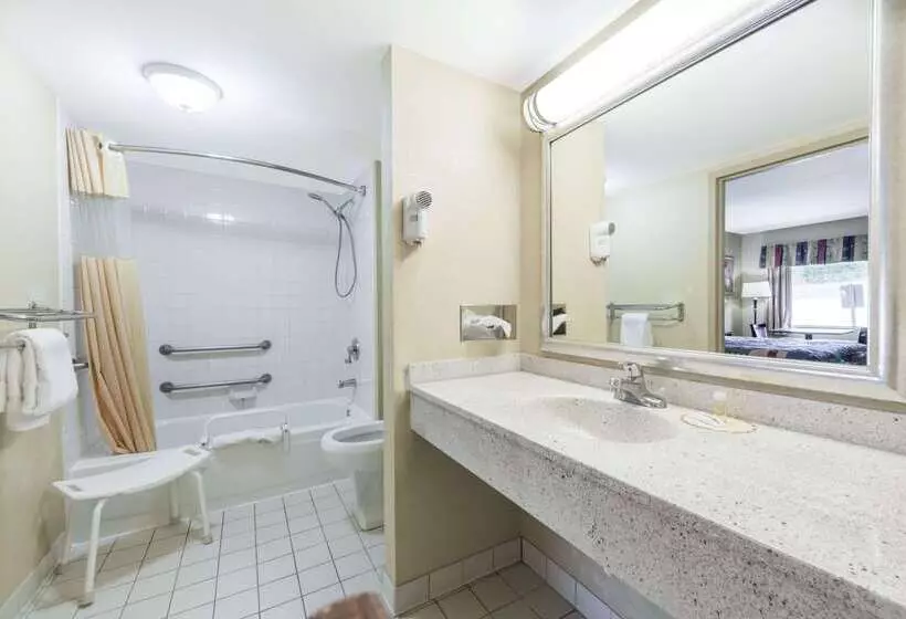 فندق Days Inn Lexington Se Hamburg