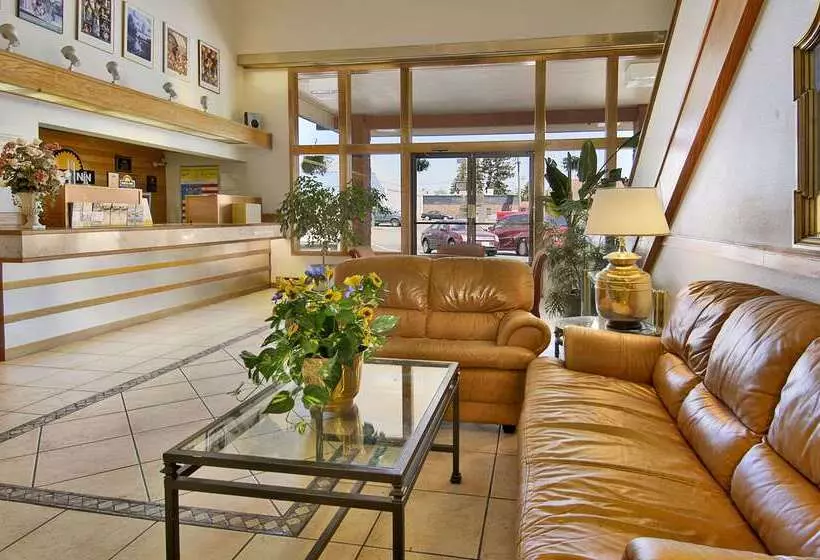 Otel Days Inn By Wyndham Mt. Vernon