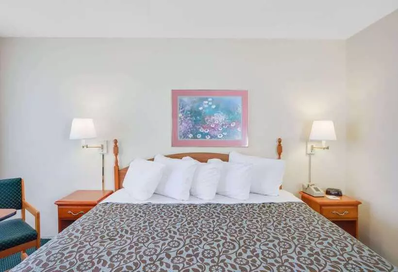 בית מלון כפרי Days Inn By Wyndham Newport