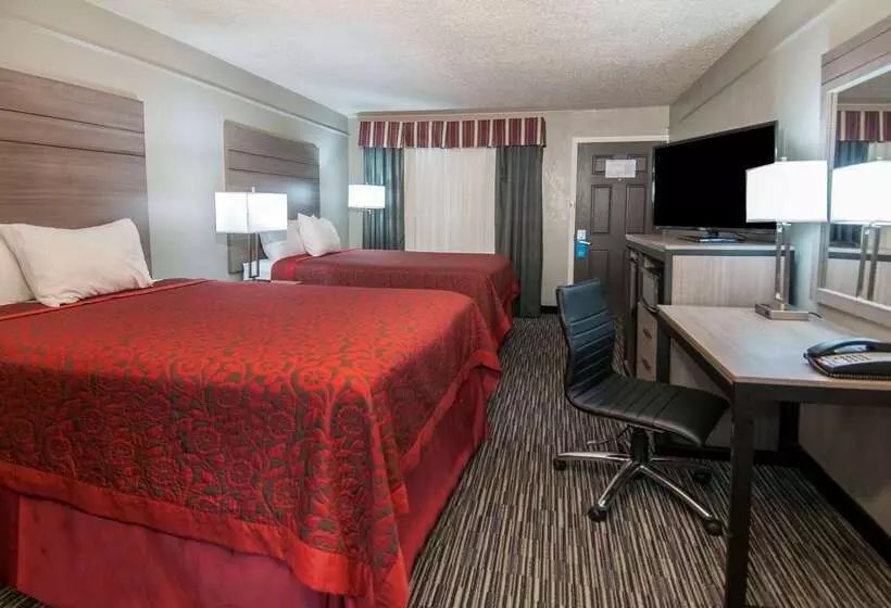 בית מלון כפרי Days Inn By Wyndham N.w. Medical Center