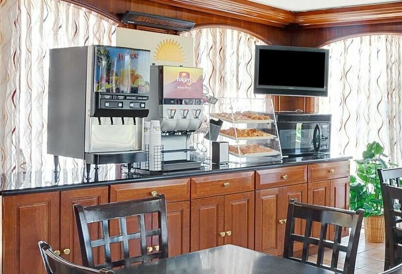 酒店 Days Inn By Wyndham Elk Grove Village O Hare Airport West