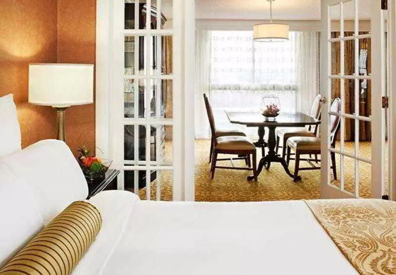 ホテル Denver Marriott West