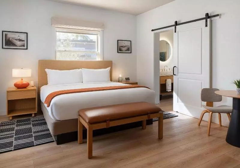 Dr Wilkinsons Backyard Resort And Mineral Springs A Member Of Design Hotels