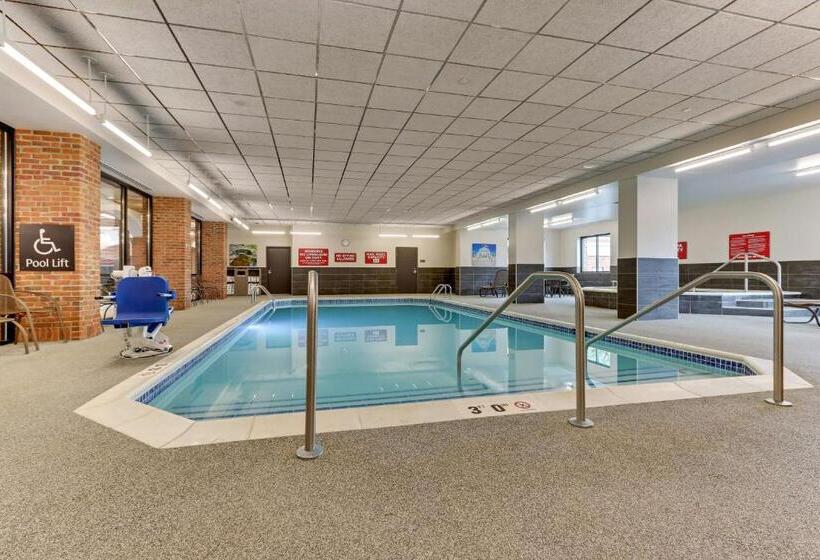 Drury Plaza Hotel St. Paul Downtown