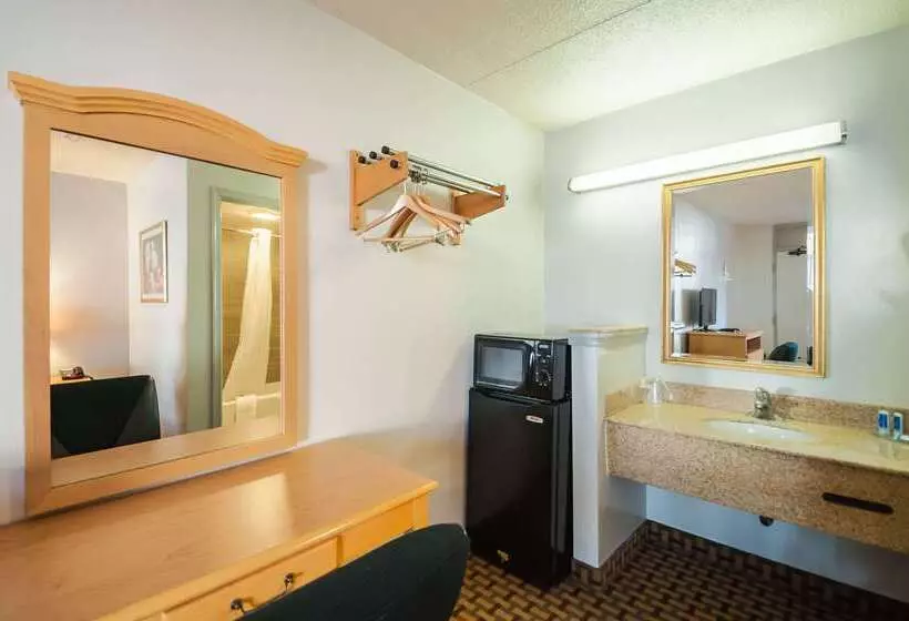 ホテル Econo Lodge
