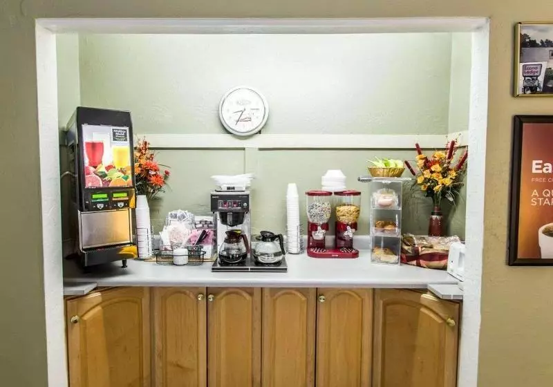 Szálloda Regency Inn