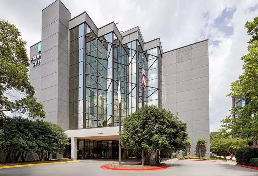 Отель Embassy Suites By Hilton Atlanta Perimeter Center