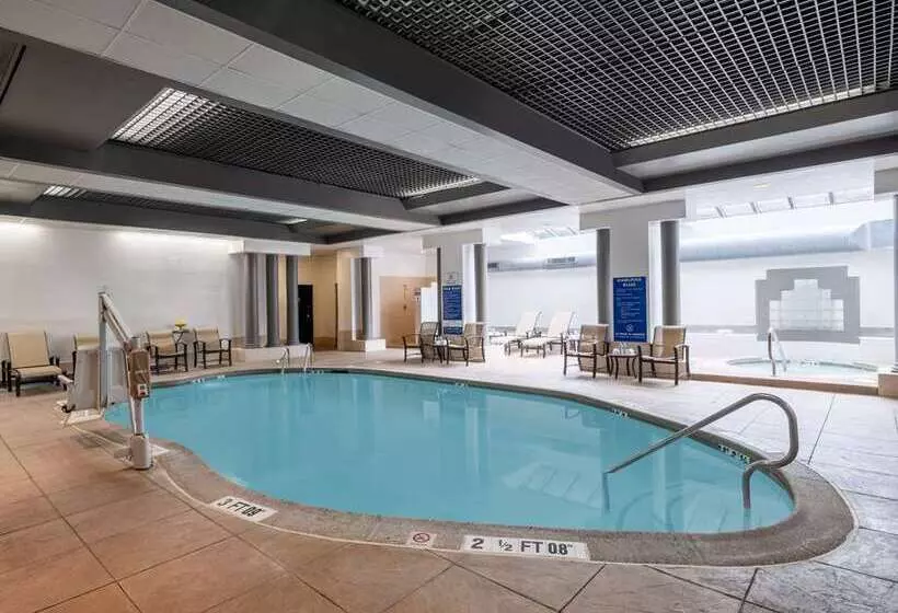 فندق Embassy Suites By Hilton Baltimore Hunt Valley