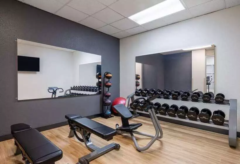 فندق Embassy Suites By Hilton Baltimore Hunt Valley