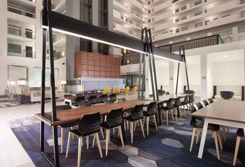 호텔 Embassy Suites By Hilton Raleigh Crabtree