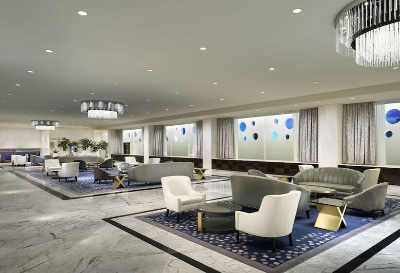 هتل Fontainebleau Miami Beach