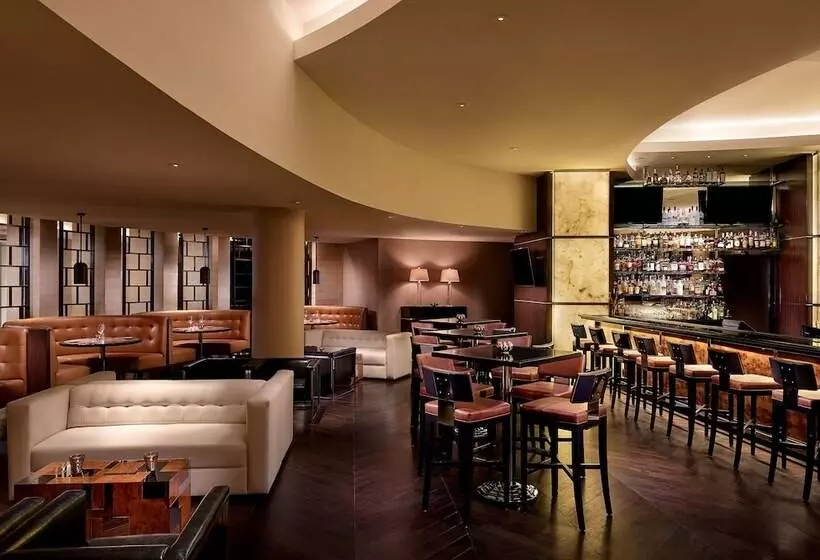 ホテル Fontainebleau Miami Beach