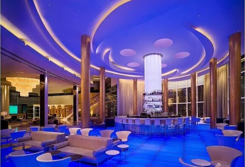 ホテル Fontainebleau Miami Beach