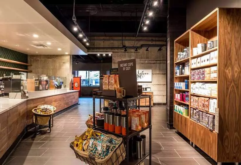 בית מלון כפרי Hilton Fort Wayne At The Grand Wayne Convention Center