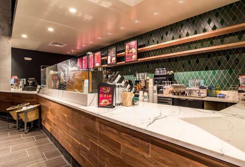 فندق Hilton Fort Wayne At The Grand Wayne Convention Center