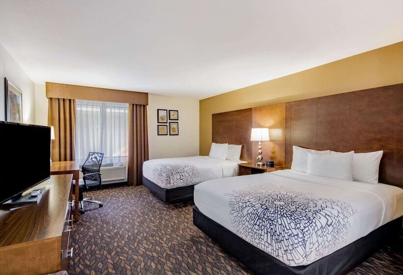 هتل La Quinta By Wyndham Oakland Hayward