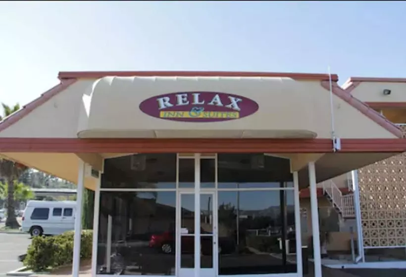 בית מלון כפרי Relax Inn And Suites