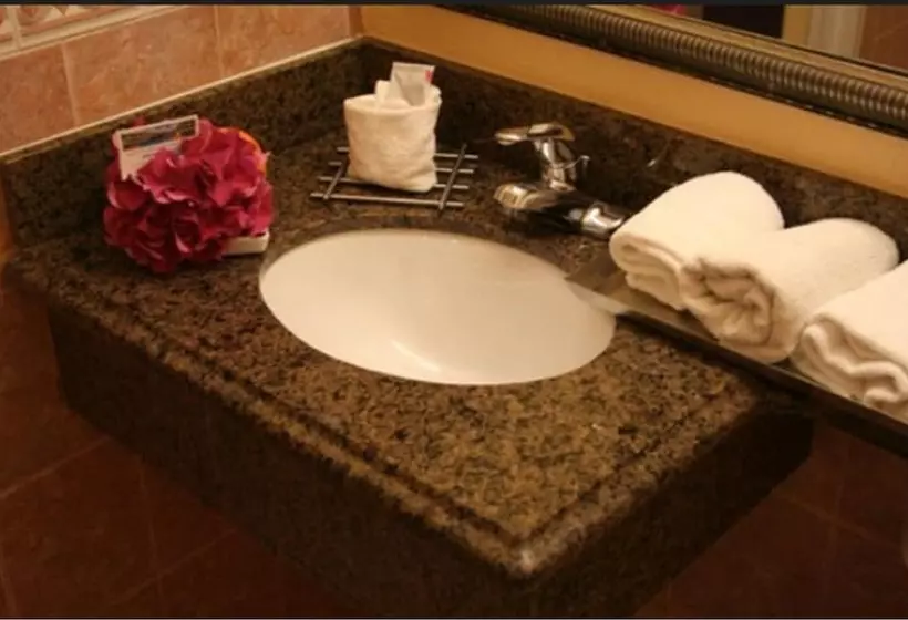 בית מלון כפרי Relax Inn And Suites