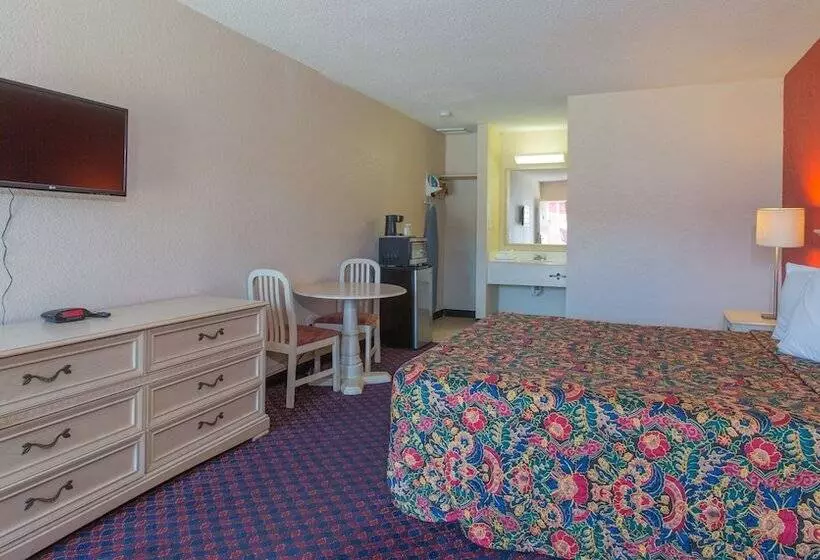 Hotel Studios And Suites 4 Less Battlefield Blvd