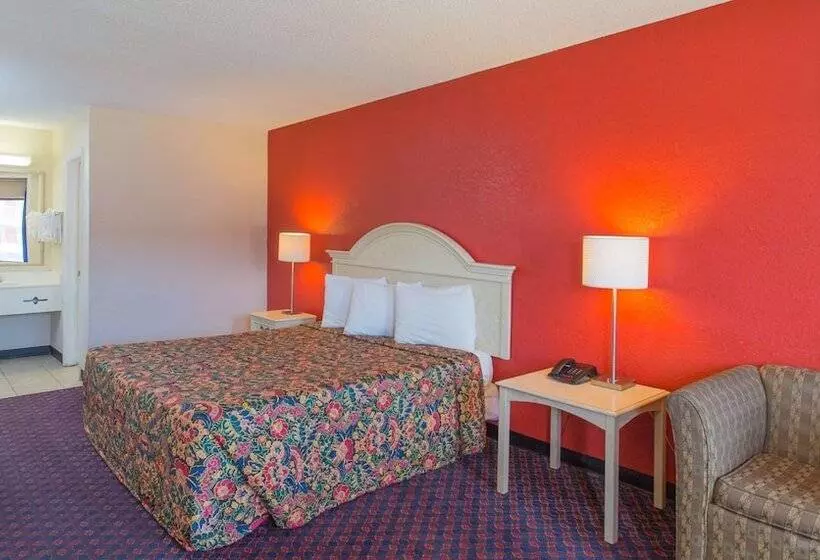 Hotel Studios And Suites 4 Less Battlefield Blvd