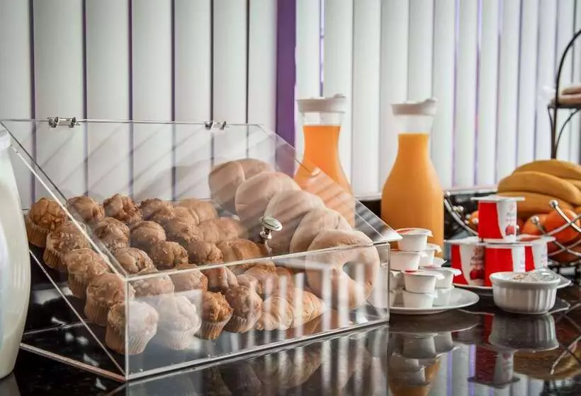 Surestay Hotel By Best Western Findlay