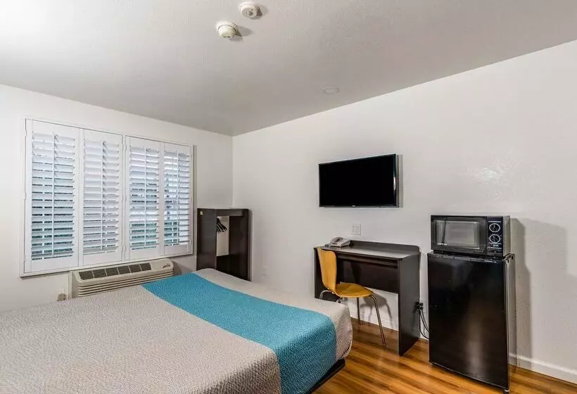 Motel 6 Fountain Valley, Ca   Huntington Beach Area