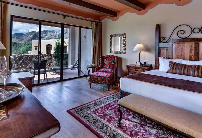 Hacienda Del Sol Guest Ranch Resort