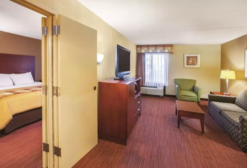 호텔 Majestica Inn And Suites